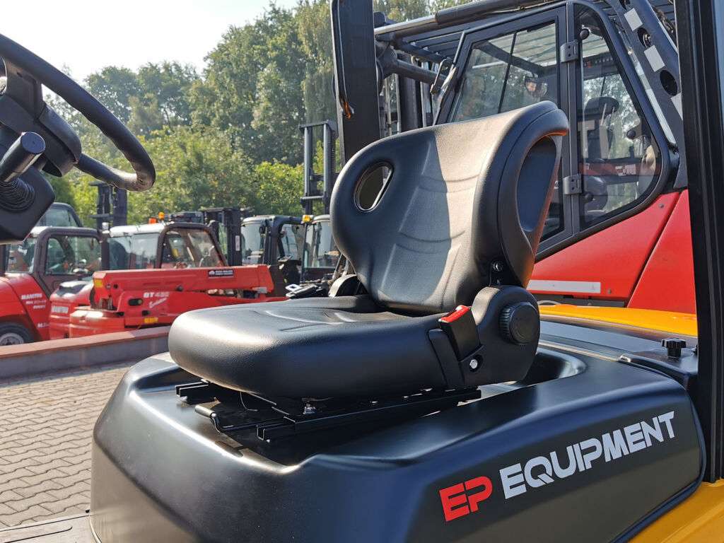 Naujas šakinis krautuvas EP FD35 Triplex , side shift-photo