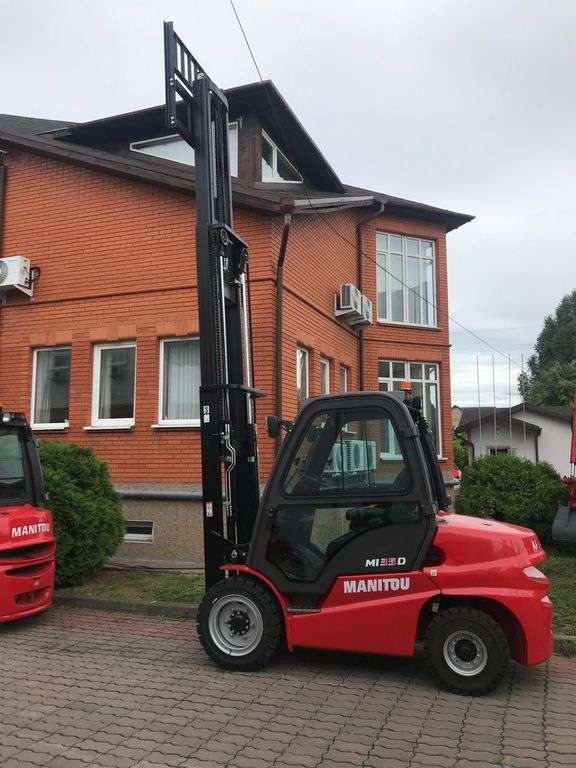 Naujas šakinis krautuvas MANITOU MI 35 D S2-E3