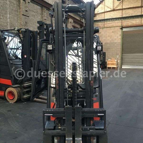 Naujas šakinis krautuvas LINDE E16PH-02 - 2.022Std/Triplex5.050mm/Seitens-photo