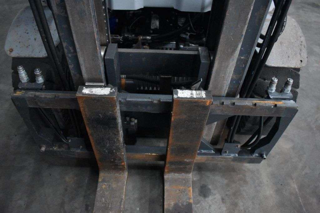 Šakinį krautuvą STILL RX60-25 parduodama aukcione-photo
