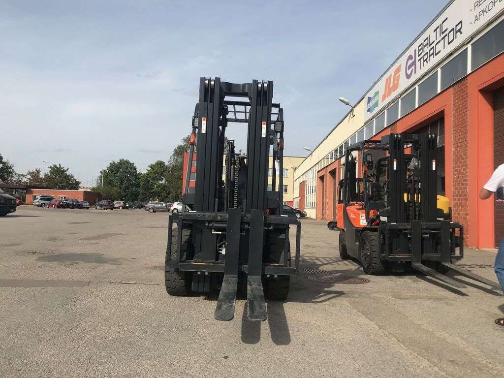 Naujas šakinis krautuvas DOOSAN D30GX-photo