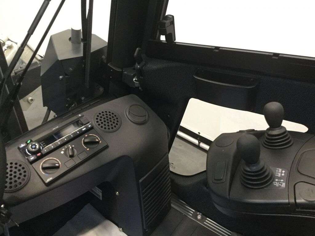 Naujas šakinis krautuvas LINDE H 35 D-02-photo