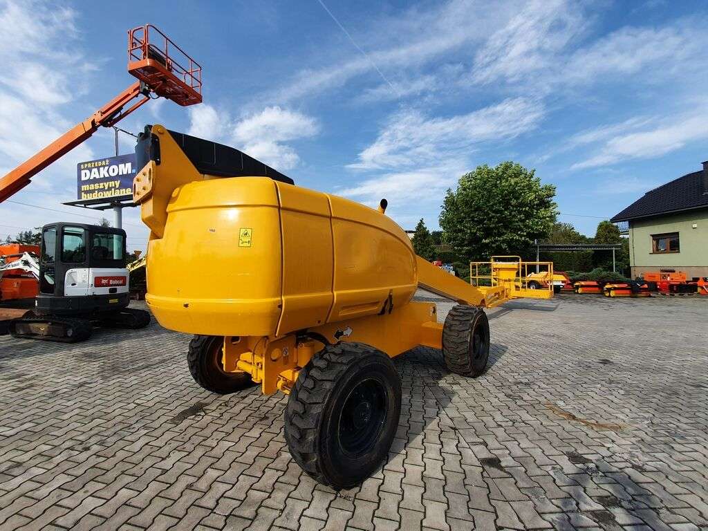 Teleskopinis keltuvas JLG 660 SJ