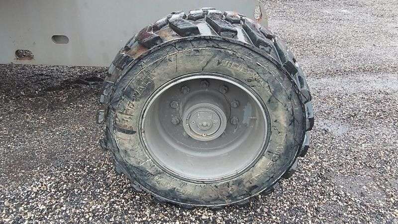 Teleskopinis keltuvas GENIE S85 - 27,74 m - 4x4 - diesel-photo