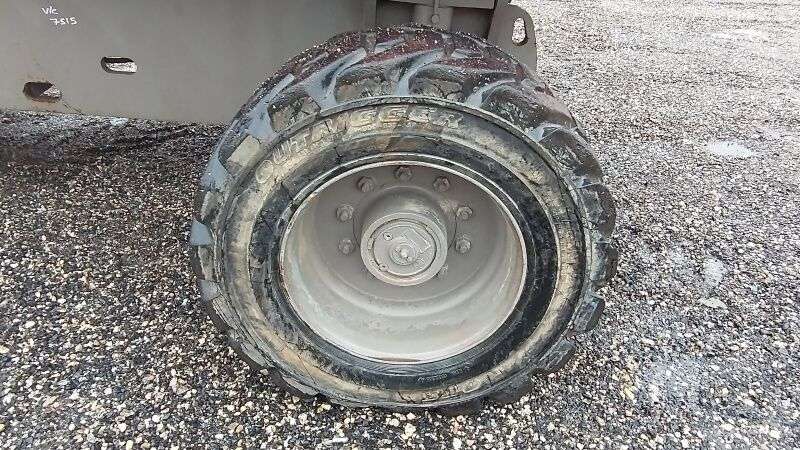 Teleskopinis keltuvas GENIE S85 - 27,74 m - 4x4 - diesel-photo