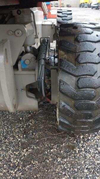 Teleskopinis keltuvas GENIE S85 - 27,74 m - 4x4 - diesel-photo