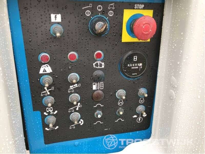 Teleskopinį keltuvą GENIE S65 parduodama aukcione-photo