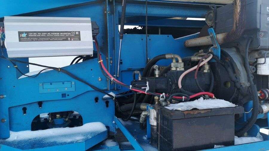 Teleskopinį keltuvą GENIE S45 parduodama aukcione-photo
