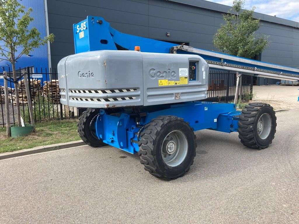 Teleskopinis keltuvas GENIE S 85-photo