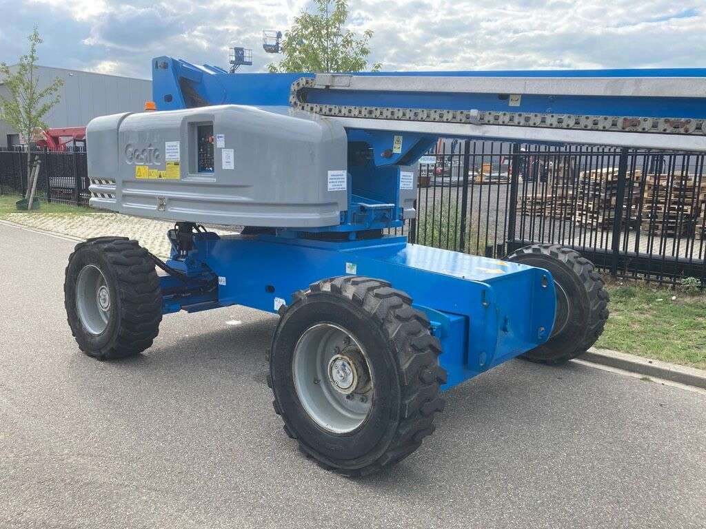 Teleskopinis keltuvas GENIE S 85-photo