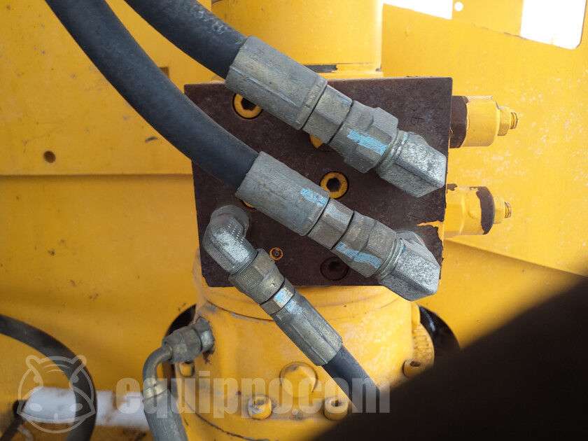 Teleskopinį keltuvą GENIE S-45 parduodama aukcione-photo