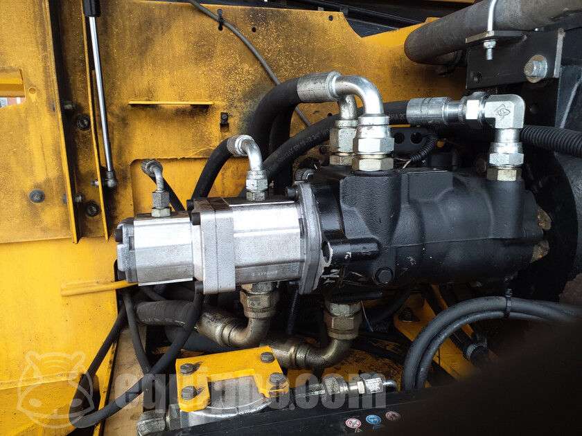 Teleskopinį keltuvą GENIE S-45 parduodama aukcione-photo