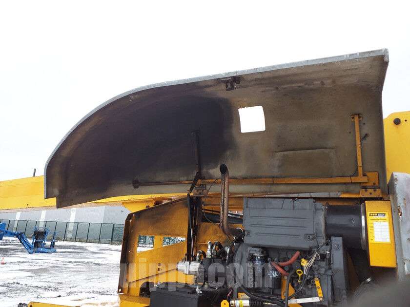 Teleskopinį keltuvą GENIE S-45 parduodama aukcione-photo