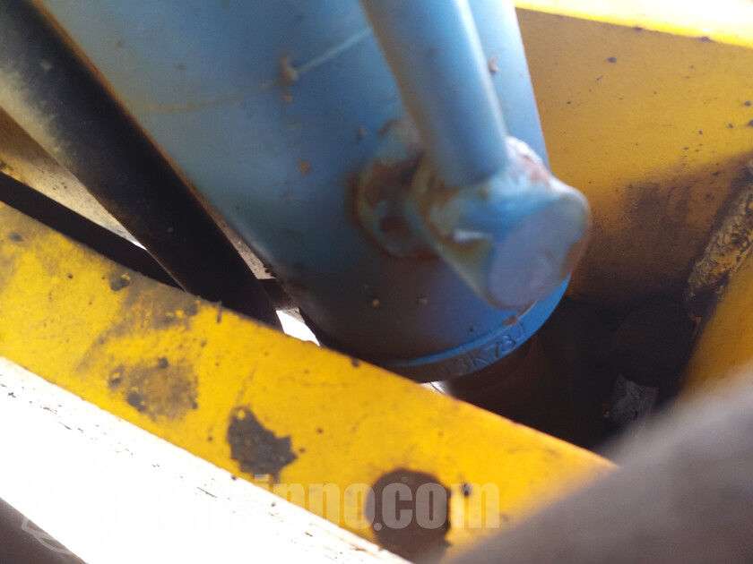 Teleskopinį keltuvą GENIE S-45 parduodama aukcione-photo