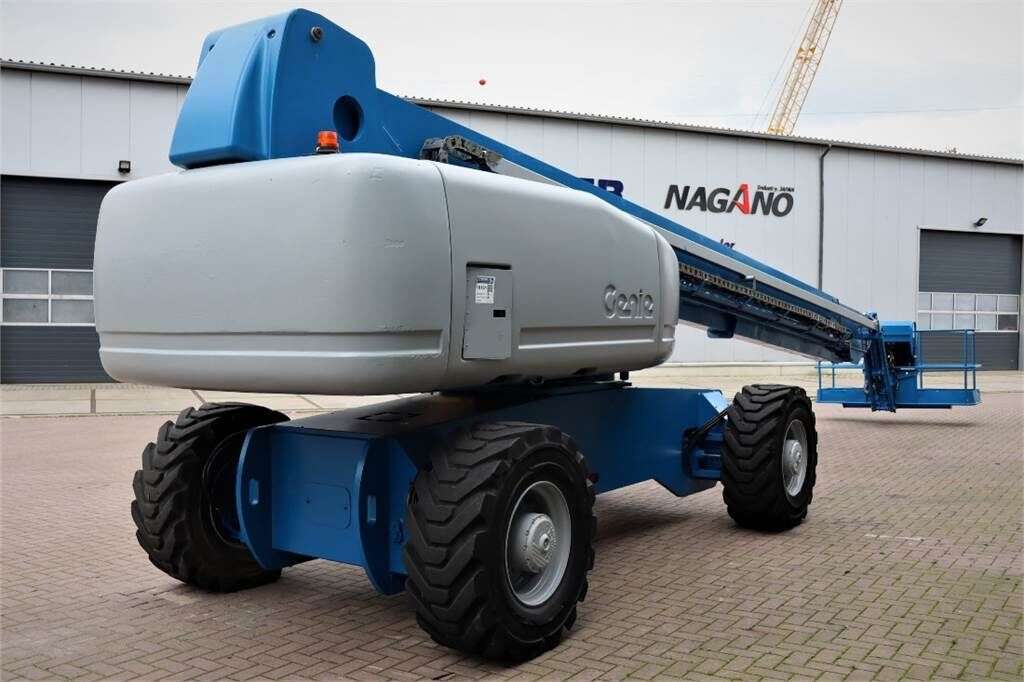 Teleskopinis keltuvas GENIE S125 Diesel, 4x4x4 Drive, 40.1m Working Height, Ji-photo