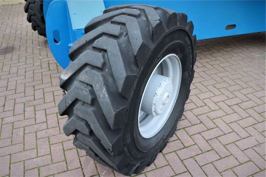 Teleskopinis keltuvas GENIE S125 Diesel, 4x4x4 Drive, 40.1m Working Height, Ji-photo