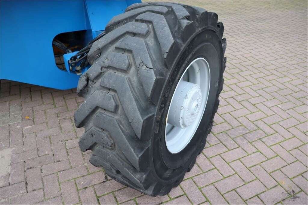 Teleskopinis keltuvas GENIE S125 Diesel, 4x4x4 Drive, 40.1m Working Height, Ji-photo