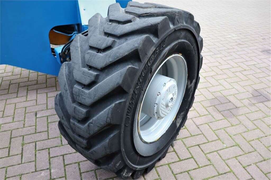 Teleskopinis keltuvas GENIE S125 Diesel, 4x4x4 Drive, 40.1m Working Height, Ji-photo