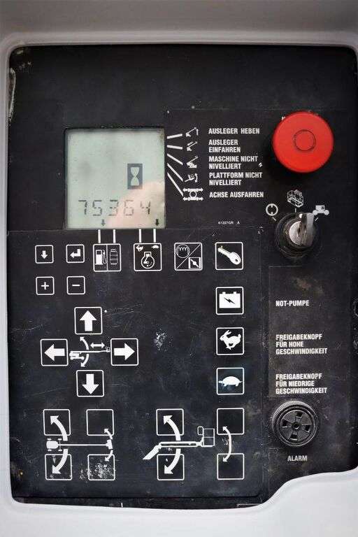 Teleskopinis keltuvas GENIE S125 Diesel, 4x4x4 Drive, 40.1m Working Height, Ji-photo