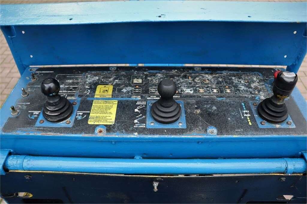 Teleskopinis keltuvas GENIE S125 Diesel, 4x4x4 Drive, 40.1m Working Height, Ji-photo