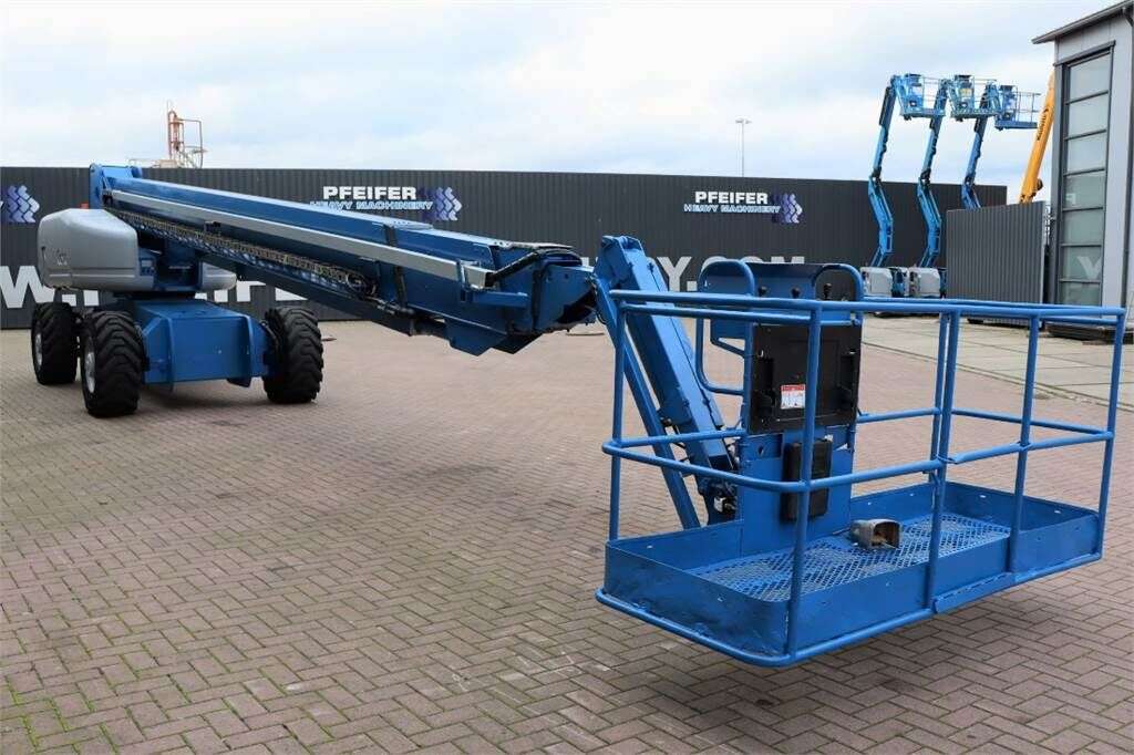 Teleskopinis keltuvas GENIE S125 Diesel, 4x4x4 Drive, 40.1m Working Height, Ji-photo