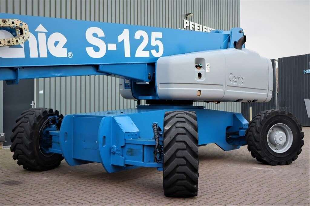 Teleskopinis keltuvas GENIE S125 Diesel, 4x4x4 Drive, 40.1m Working Height, Ji-photo